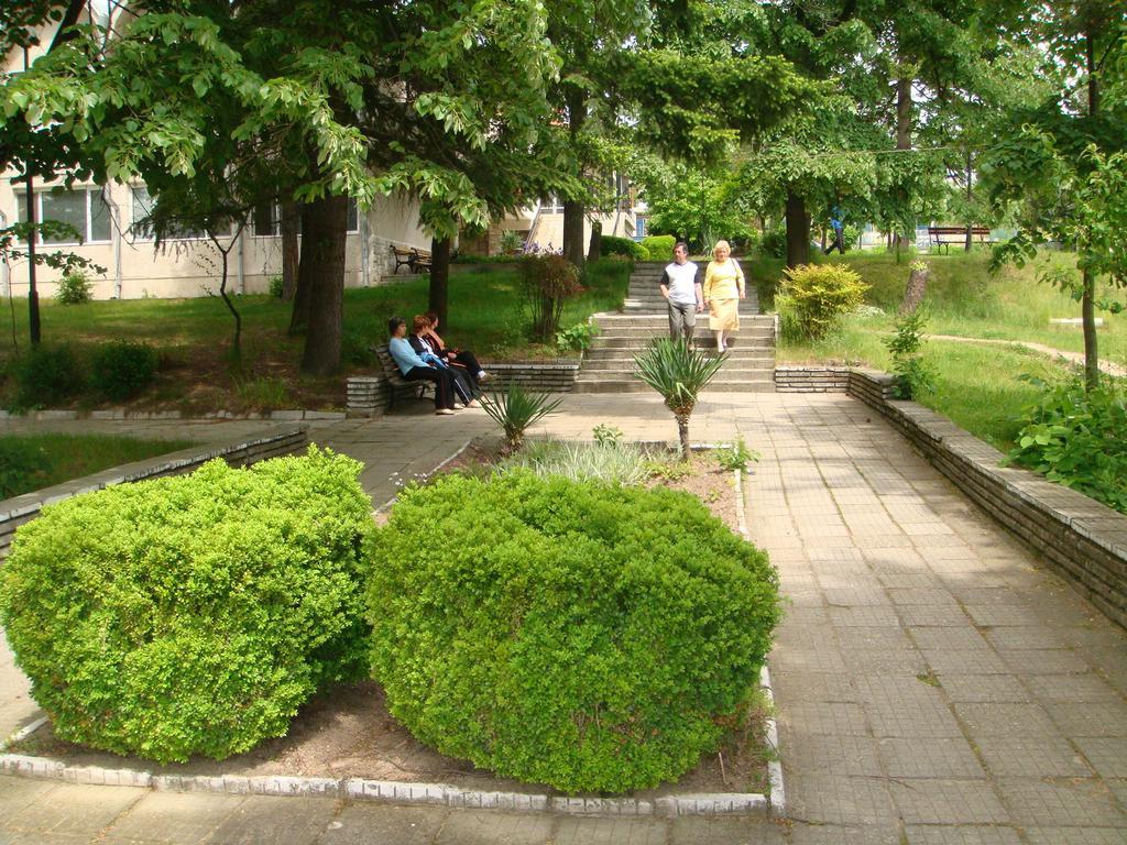 Балнеохотел Роза Sztrelcsa Kültér fotó